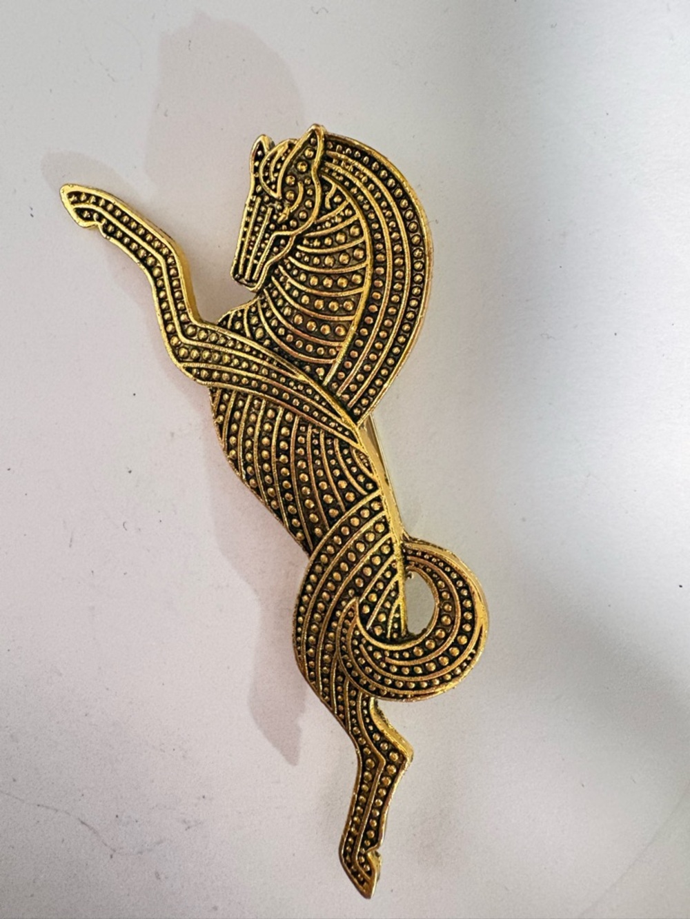 Majestic Trojan Gold tone Horse Brooch - Elegant Women's Jewelry